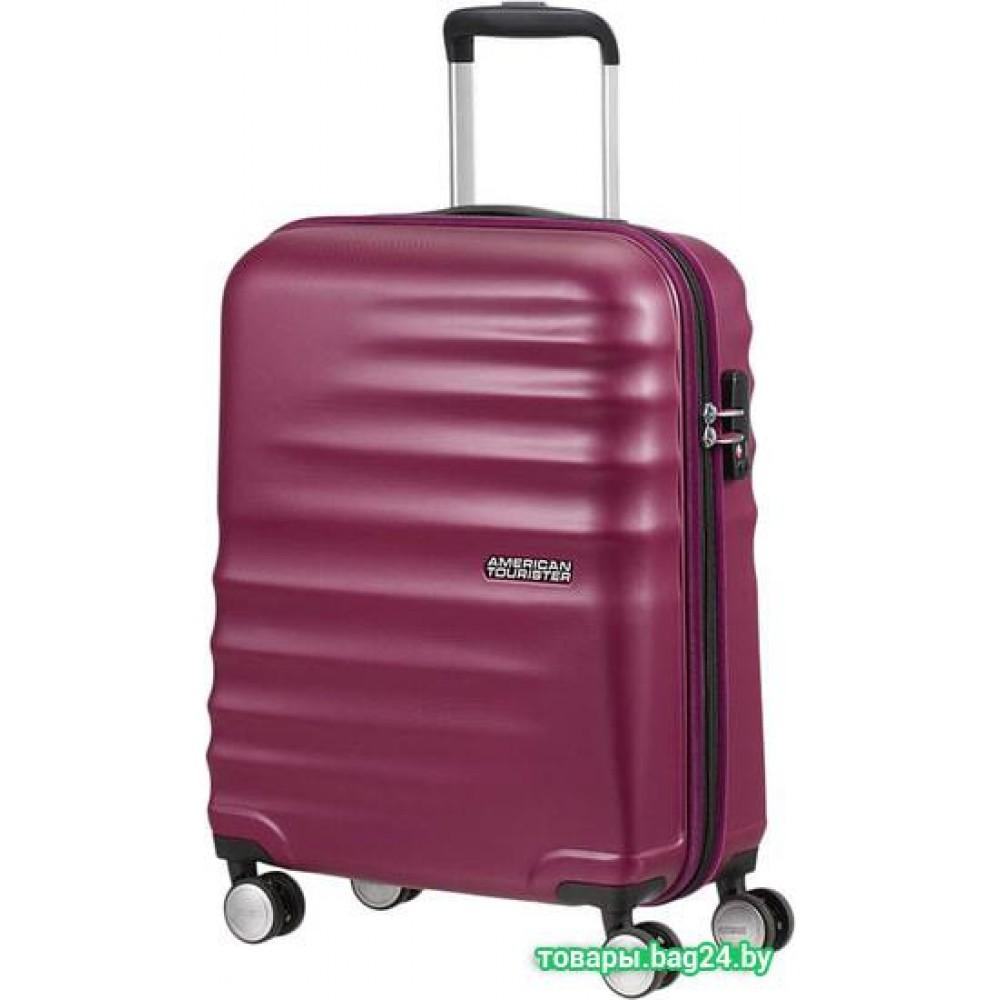 Чемодан-спиннер American Tourister Wavebreaker Berrylicious Purple 55 см