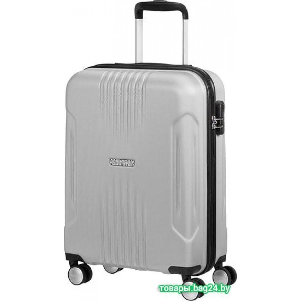 Чемодан-спиннер American Tourister Tracklite Silver 55 см