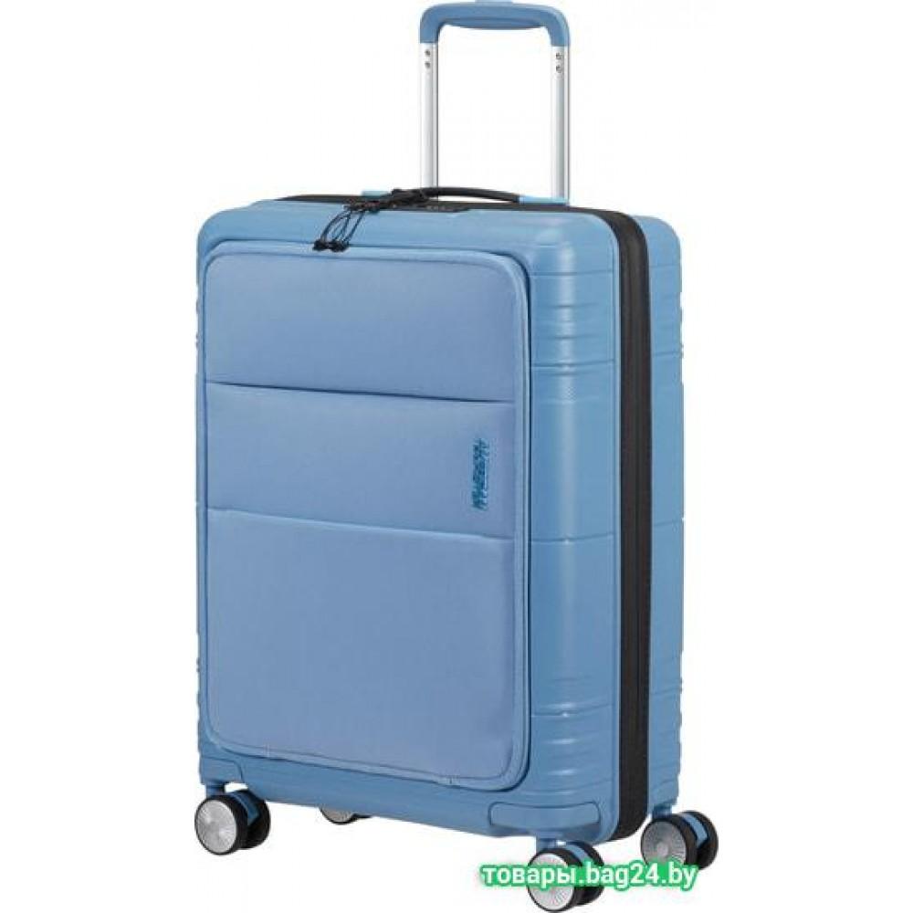 Чемодан-спиннер American Tourister Hello Cabin Light Blue 55 см