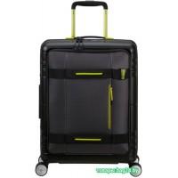 Чемодан-спиннер American Tourister Hello Cabin Black/Lime 55 см