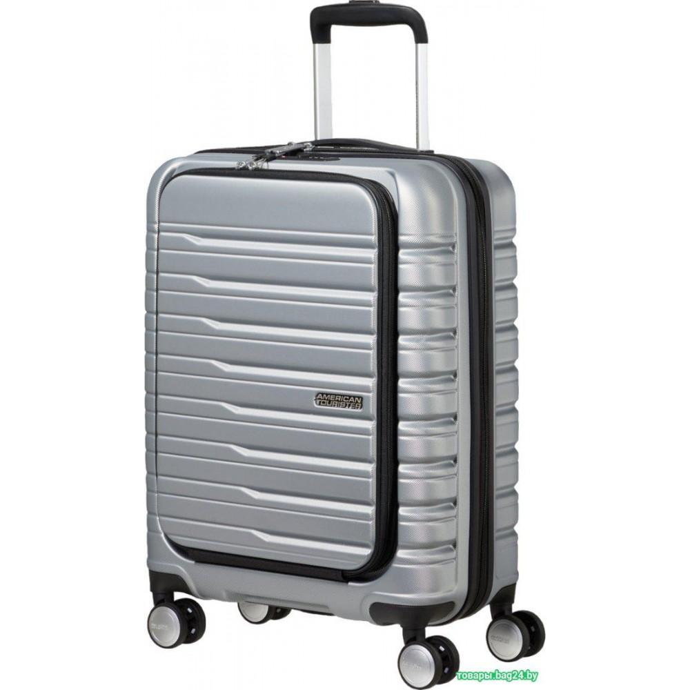 Чемодан-спиннер American Tourister Flashline ME8-25006 Sky Silver 55 см